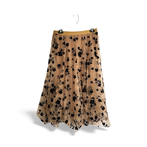 Chicwish M Tule Layered Skirt Velvet floral Appliqués Fairy Grunge New 5641 - Picture 2 of 12